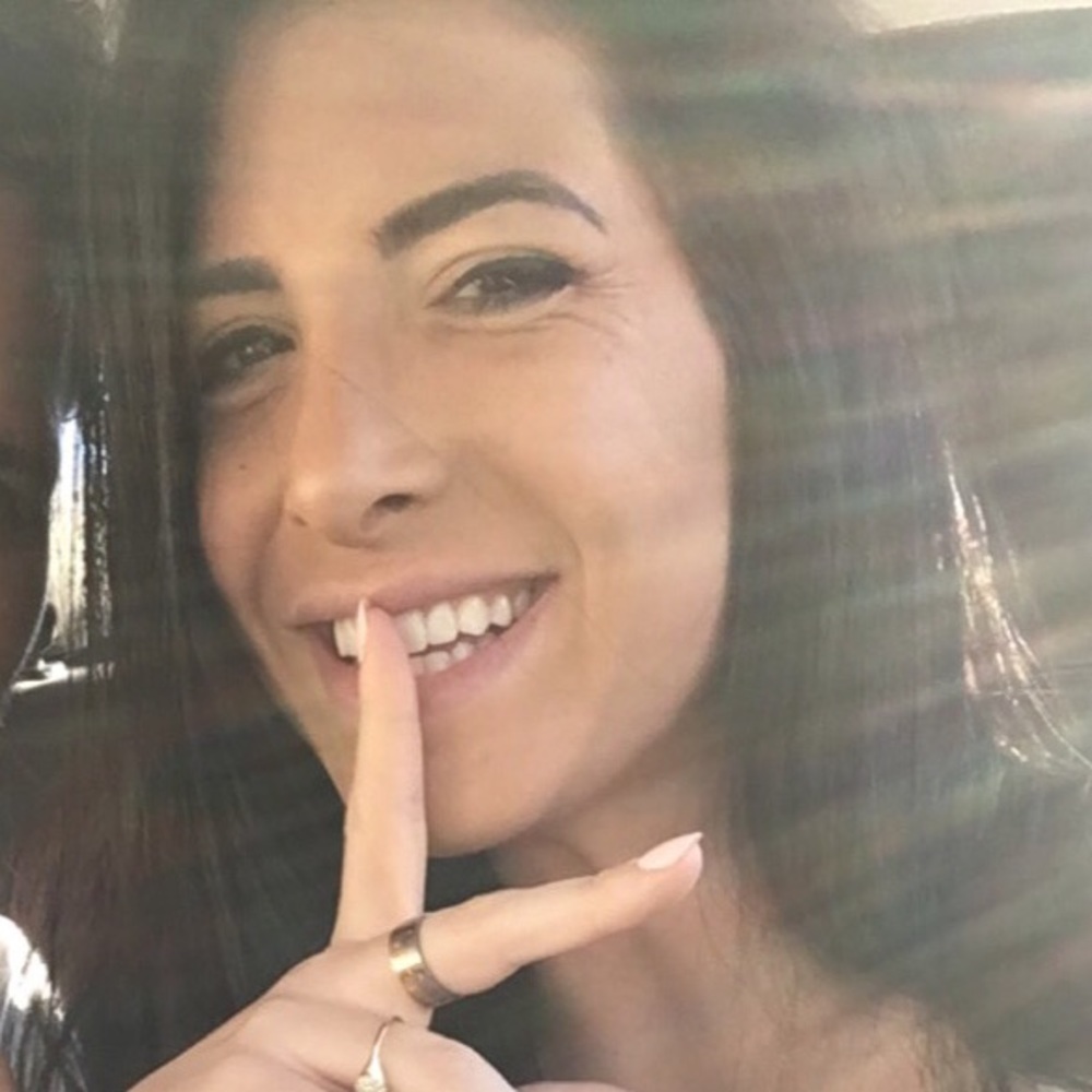 Meet your Posher, Danielle